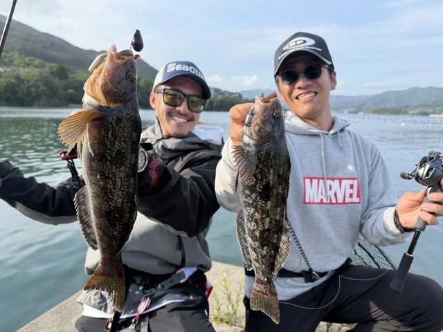 22EXIST LT4000XH（付属カバー付き） （ダイワ(Daiwa) 22EXIST