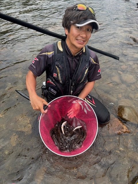 ダイワ 銀影競技スペシャル AXH90 Q 現行品 ダイワ 鮎竿 銀影競技