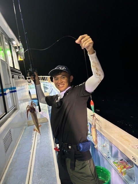 ★極上美品　29万円　ジョンロブ　DRIFT　7E　 軽快な２アイレットの秀作 ダイワ ライトゲームロッド 極鋭 LG 82MH-175(2ピース)【船竿店舗受取