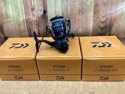 ダイワ スピニングリール 25IPRIMI(イプリミ) LT2000S-P