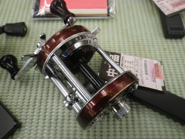値引き！¥18,000→¥13,000 中古キャスティング南柏店ペイントリール 値引き！¥18,000→¥13,000 キャスティング南柏店ペイントリール