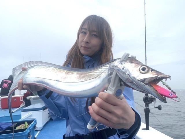 miwaのささやかな釣果報告♪】良型揃い！深川吉野屋タチウオ
