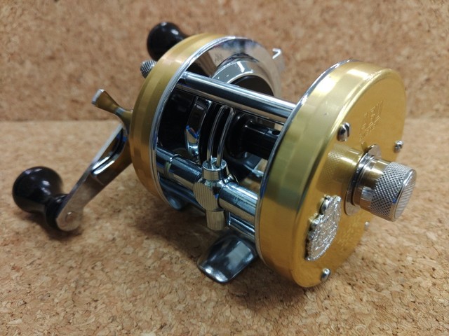 【これで売れなきゃ、】　ヘドンパル　ABU 5500 5000 2500 ヘドン 日本では買えないAbu その4 - Tsuri-taro's blog