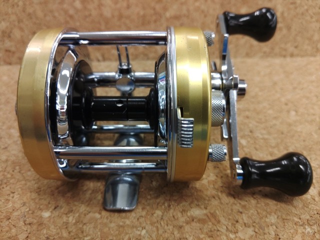 【これで売れなきゃ、】　ヘドンパル　ABU 5500 5000 2500 ヘドン 日本では買えないAbu その4 - Tsuri-taro's blog