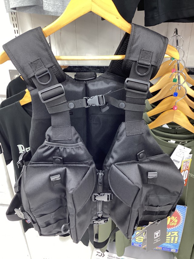 ジャッカル　フローティングベスト 湘南平塚店 [釣具のキャスティング]
