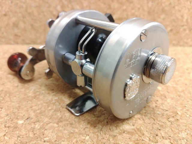 値引き！¥18,000→¥13,000 中古キャスティング南柏店ペイントリール 値引き！¥18,000→¥13,000 キャスティング南柏店ペイントリール