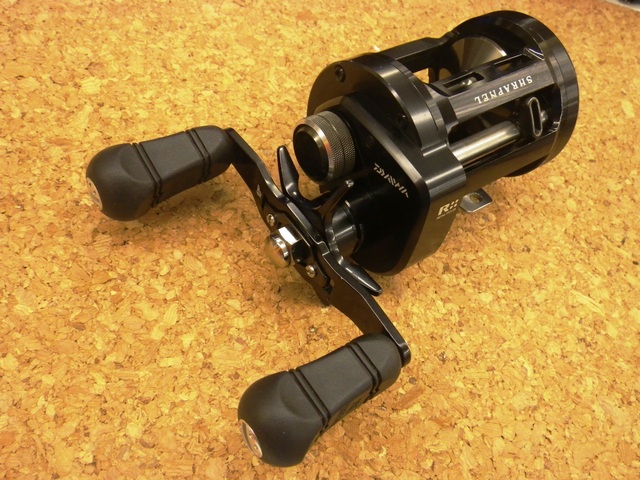 ダイワ リョウガシュラプネル C3000H/RYOGA SHRAPNEL 51XP2tvn7GL._UF350,350_QL50_.jpg
