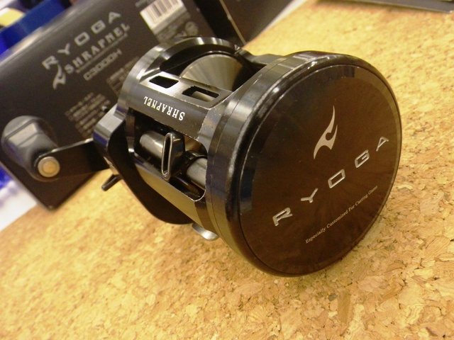 Daiwa SHRAPNEL C3000H 未使用品 雷魚 シュラプネル ダイワ Daiwa