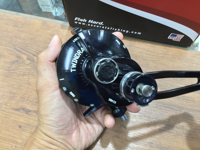 リール Accurate Valiant BV2-600HNN-S 福岡店 [釣具のキャスティング]