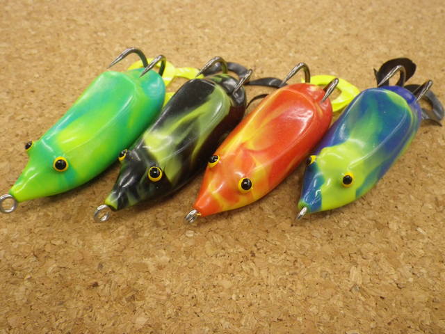 雷魚用フロッグ ウィップラッシュXOSR【廃番カラー】 興味深かっ 